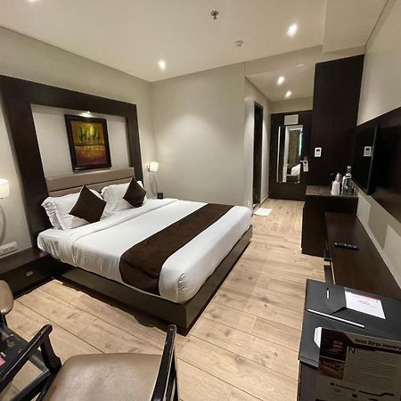 Hotel Virgo Sumeru Bhavnagar Dış mekan fotoğraf