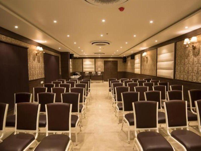 Hotel Virgo Sumeru Bhavnagar Dış mekan fotoğraf