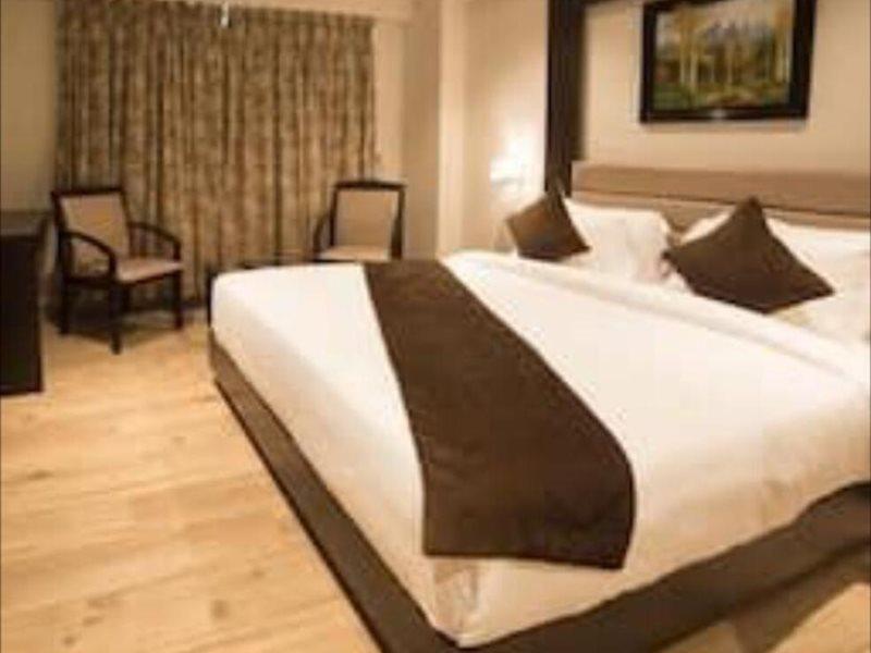 Hotel Virgo Sumeru Bhavnagar Dış mekan fotoğraf