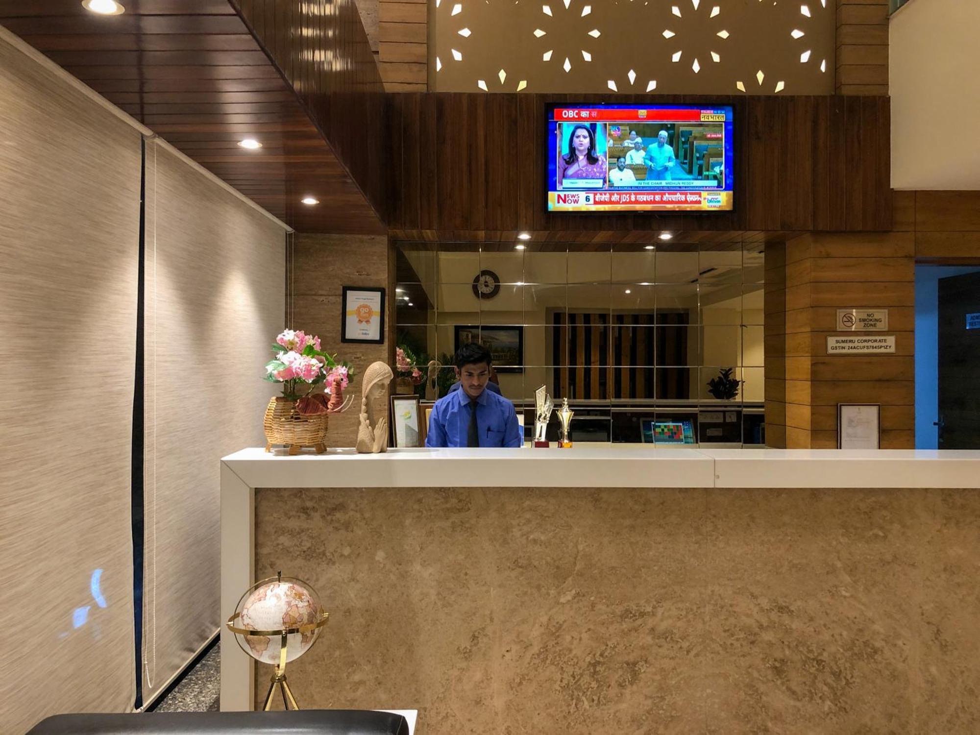 Hotel Virgo Sumeru Bhavnagar Dış mekan fotoğraf
